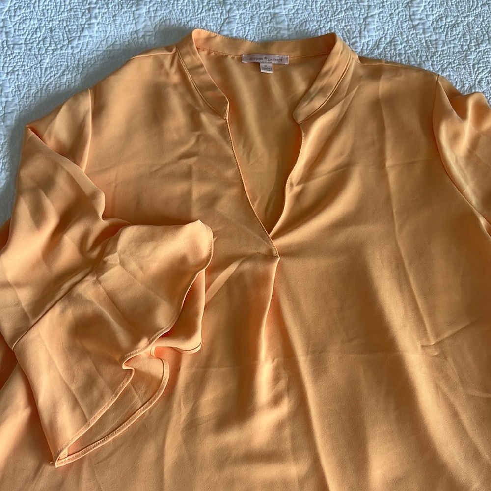 Gibson Latimer yellow swing sleeve blouse